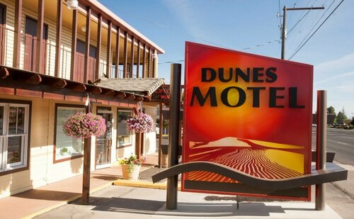 Гостиница Dunes Motel в Бенде