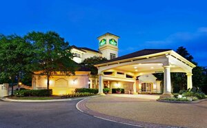 Гостиница La Quinta Inn & Suites by Wyndham Raleigh Cary