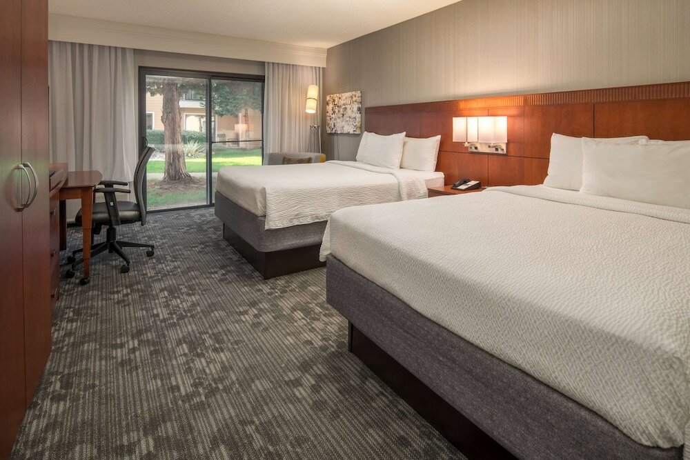 Фото Sonesta Select Seattle Bellevue Redmond