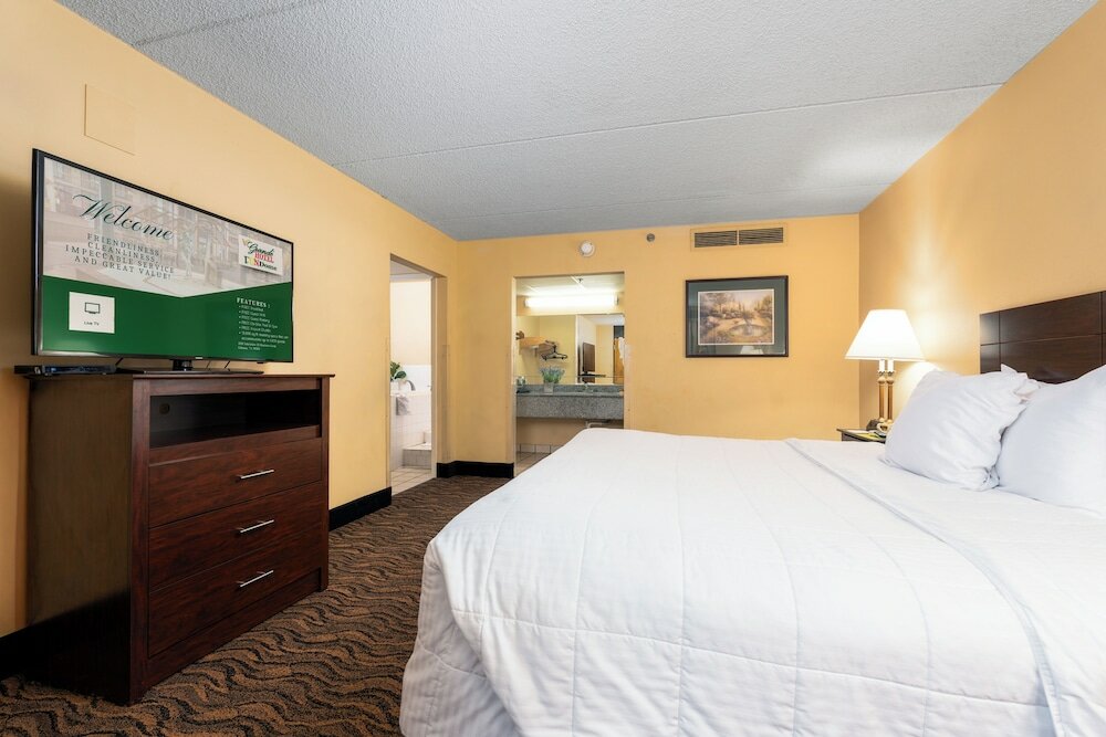 Фото Mcm Grande Hotel FunDome Odessa