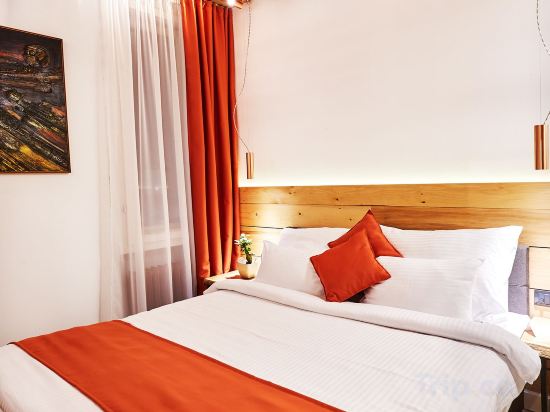 Фото One Luxury Suites