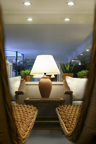 Гостиница Hotel Plaza Cavana в Нерха