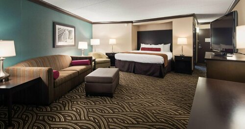 Гостиница Best Western Plus Kingston Hotel And Conference Center в Кингстоне