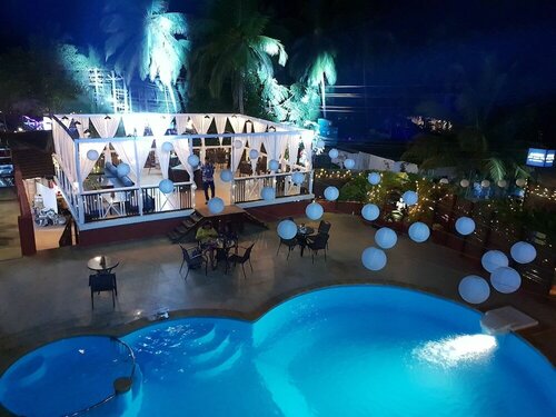 Гостиница The Regalia Resort в Ашвеме