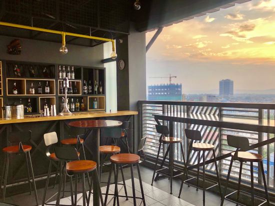 Фото Gold Leaf Hotel