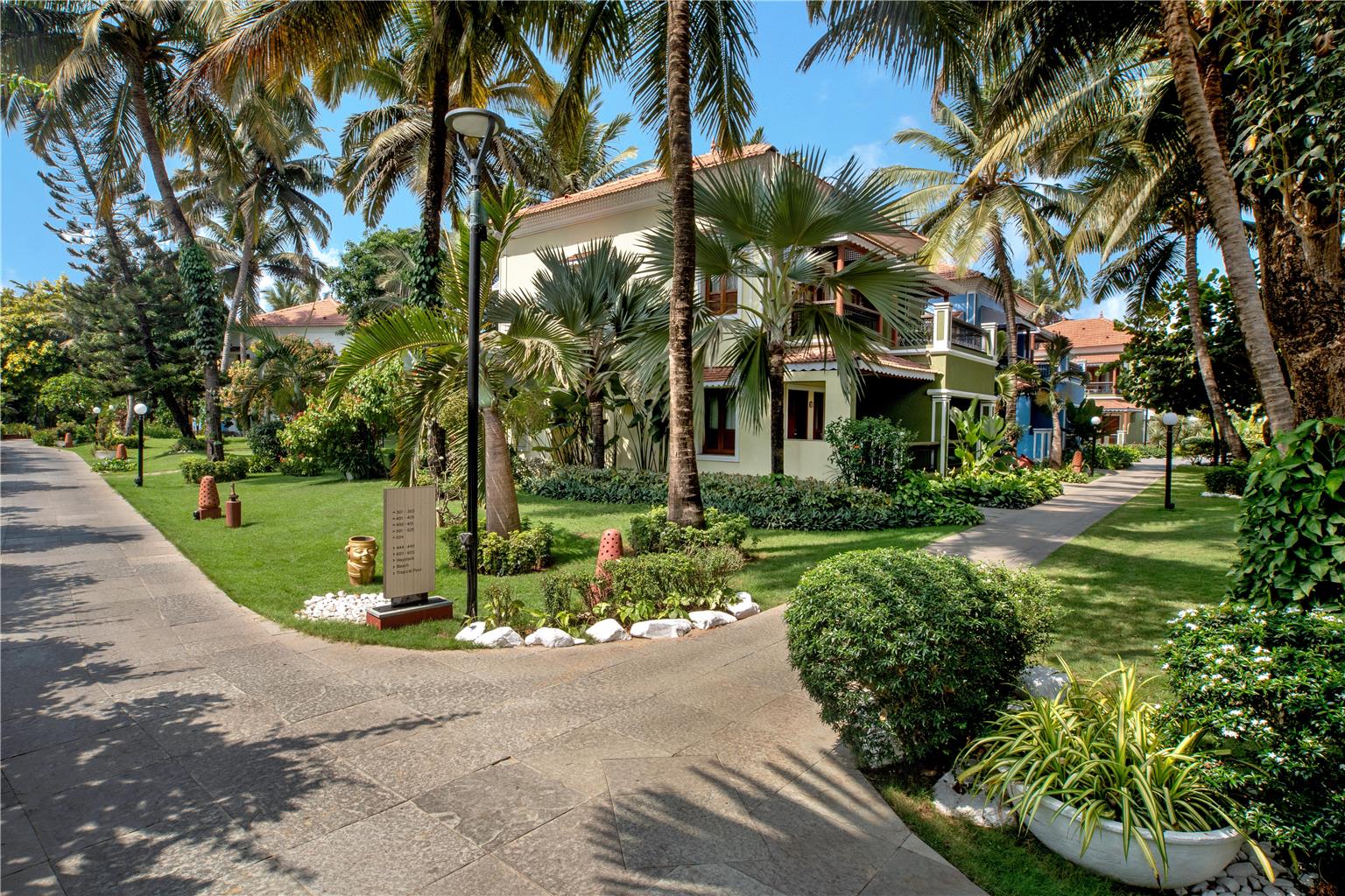 Фото Radisson Blu Resort Goa Cavelossim Beach