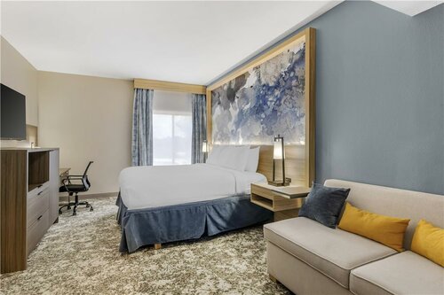 Гостиница Best Western Plus Sanford Airport/Lake Mary Hotel в Санфорде