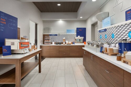 Гостиница Holiday Inn Express Hotel & Suites Merced, an Ihg Hotel в Мерседе