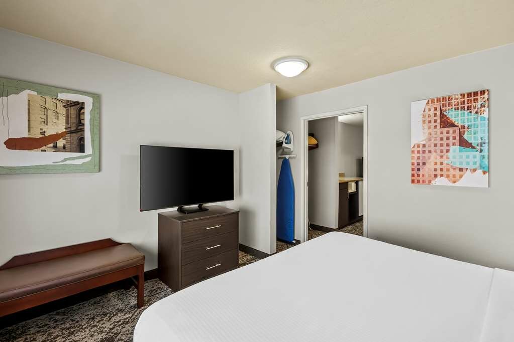 Фото Best Western Plus Fort Wayne Inn & Suites North