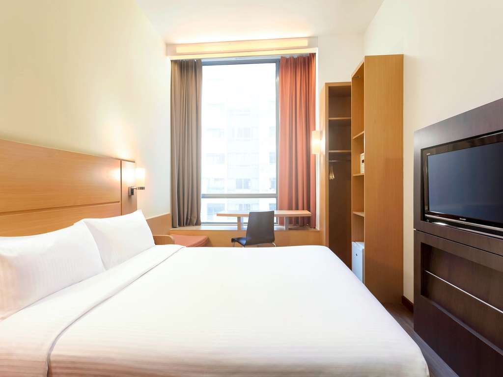 Фото Ibis Singapore Novena