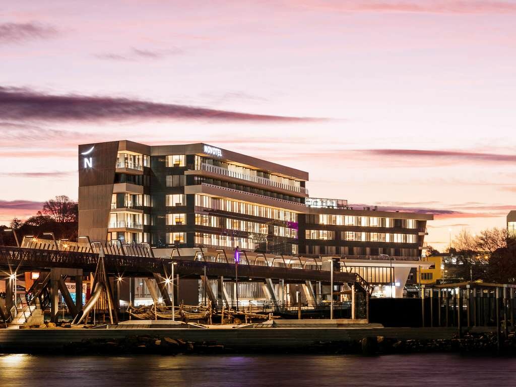 Фото Novotel Devonport