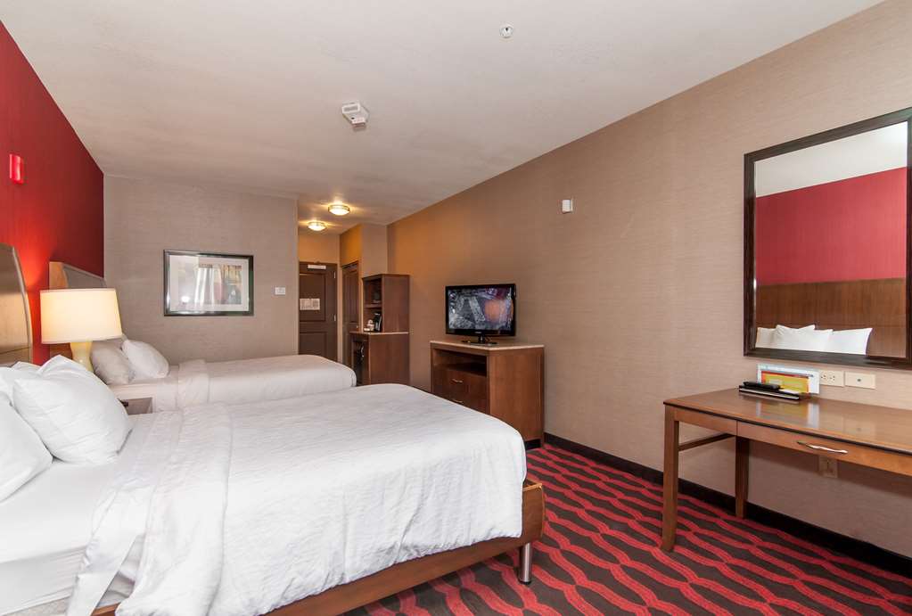 Фото Hilton Garden Inn Preston Casino Area