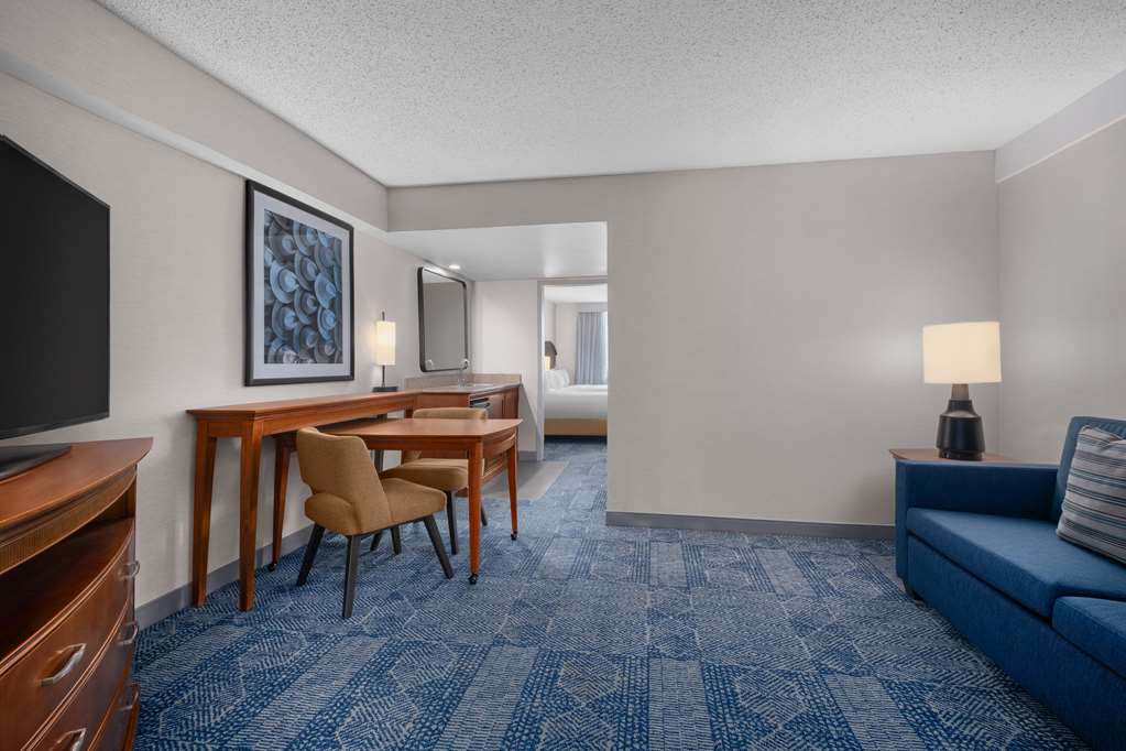 Фото Embassy Suites by Hilton El Paso