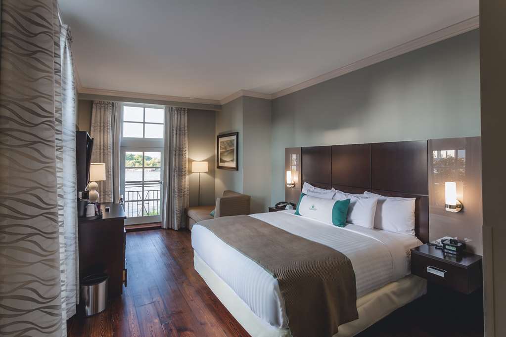 Фото The Cotton Sail Hotel, Tapestry Collection by Hilton