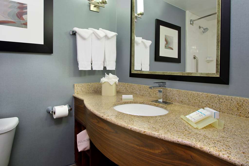 Фото Hilton Garden Inn Austin Nw/Arboretum