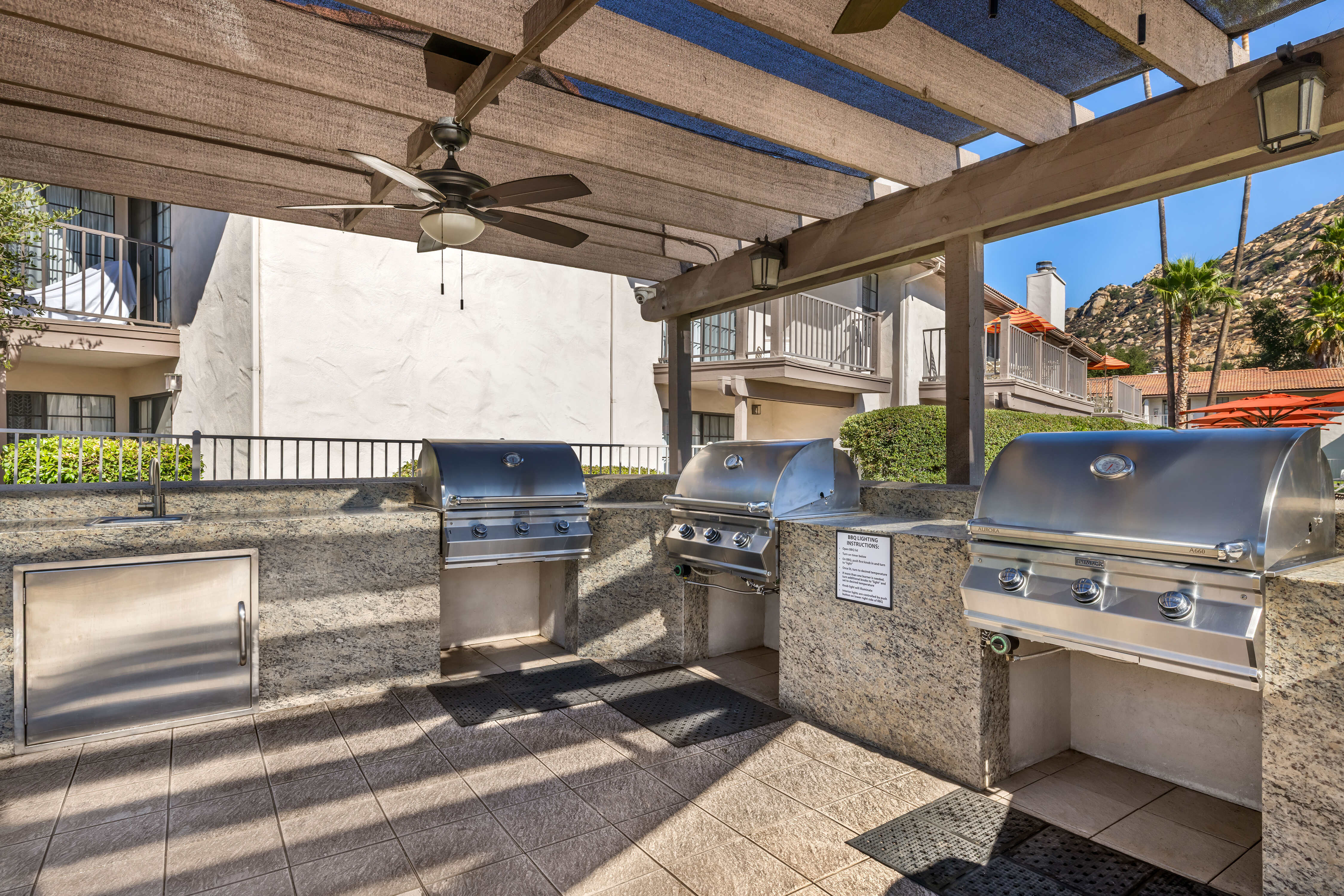 Фото Riviera Oaks Resort