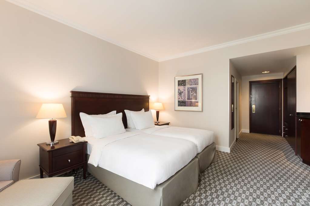 Фото Radisson Blu Carlton Hotel, Bratislava