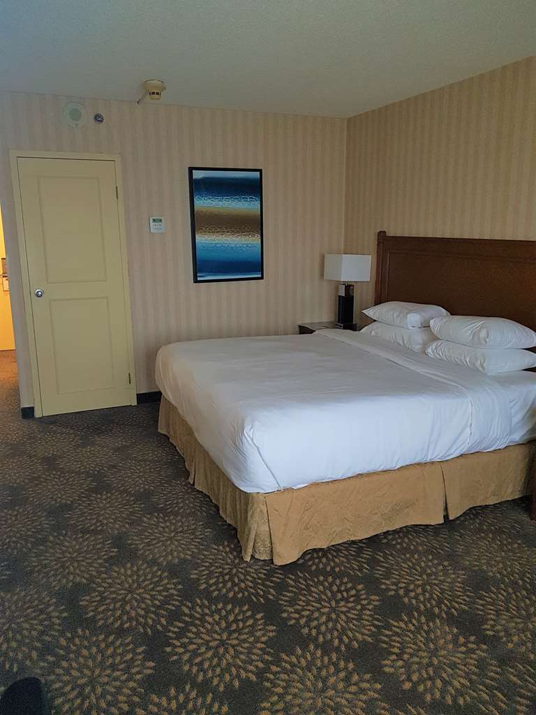 Фото DoubleTree by Hilton Hotel London Ontario
