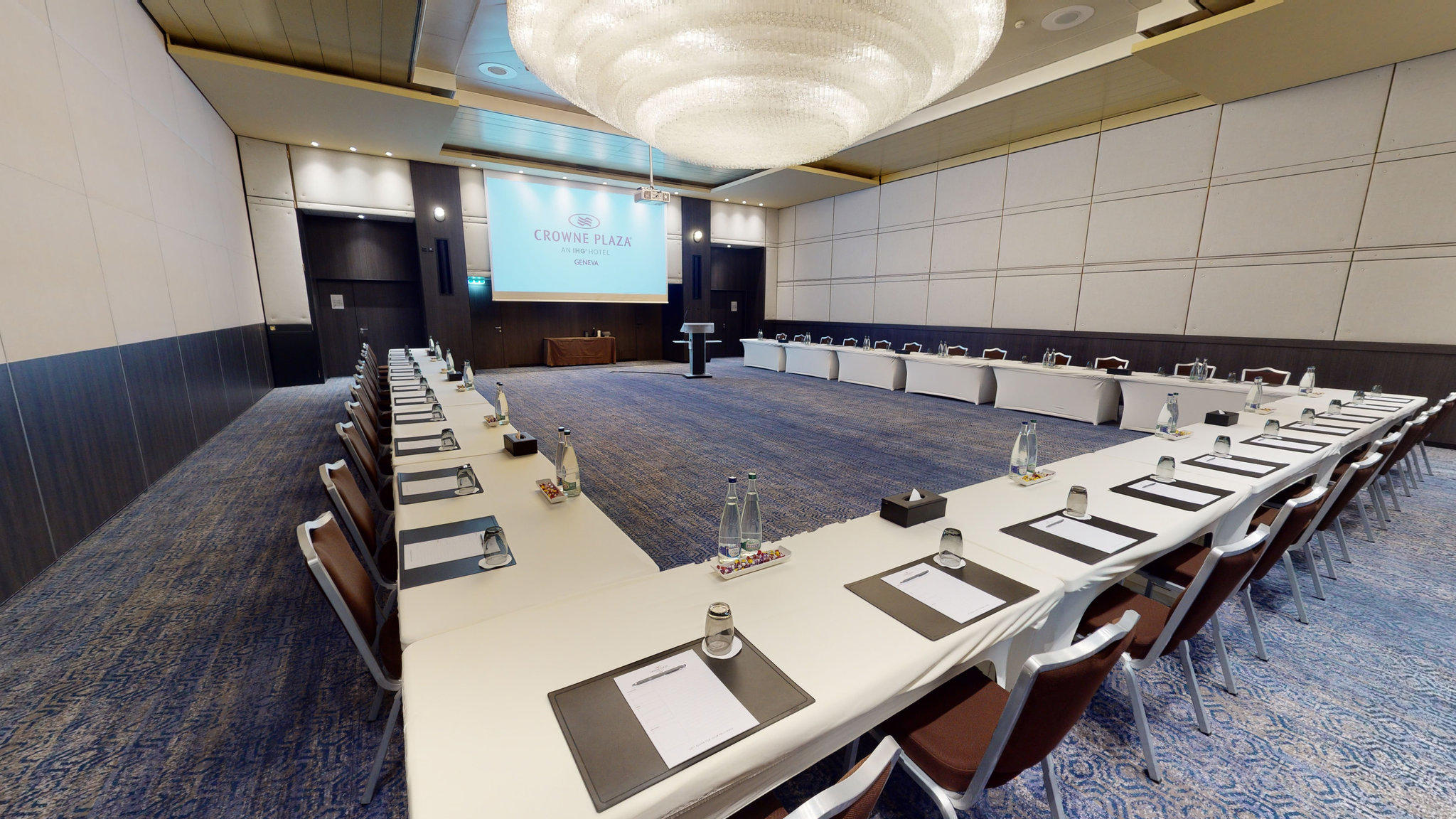 Фото Crowne Plaza Geneva by IHG