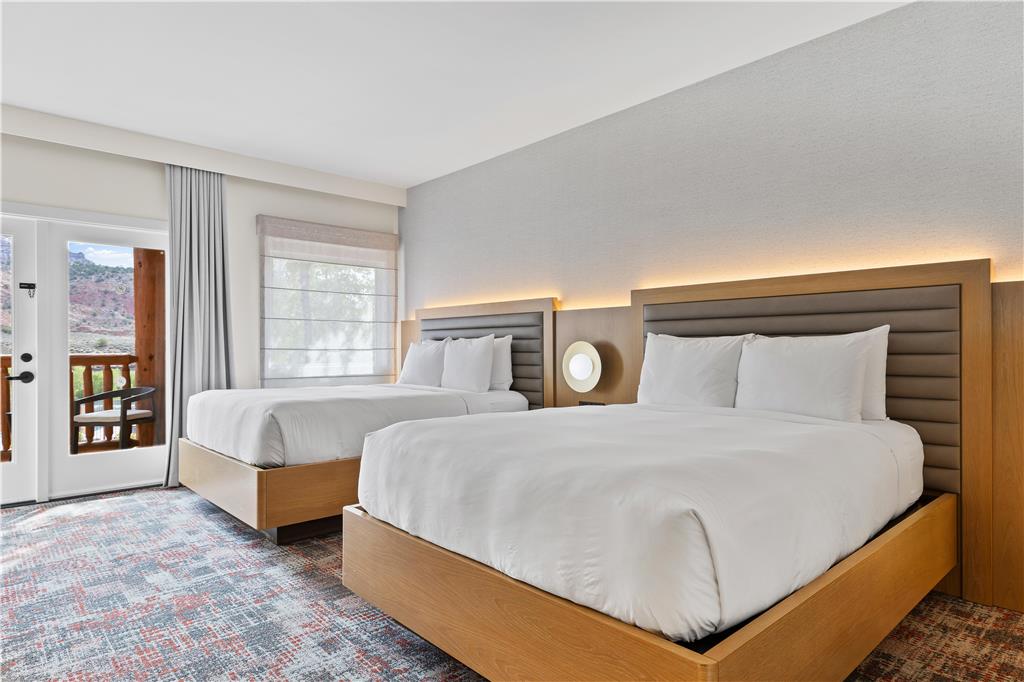 Фото Hotel DeNovo