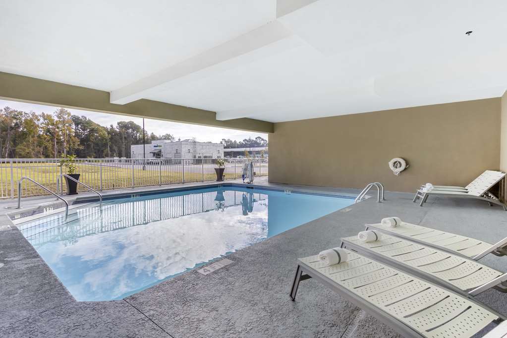 Фото Best Western Magnolia Inn and Suites
