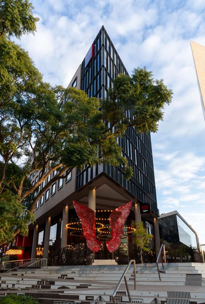 Фото Radisson Red Johannesburg Rosebank