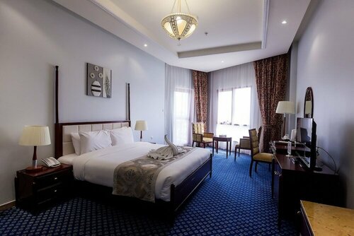 Гостиница Red Castle Hotel в Шардже