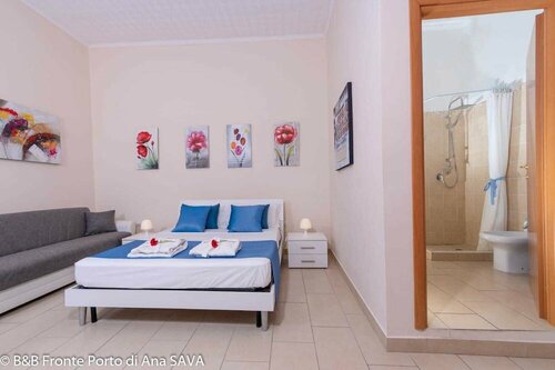 Гостиница Port View Guest House в Чивитавеккье
