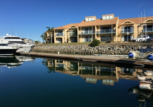 Гостиница The Marina Hotel в Порт-Линкольне