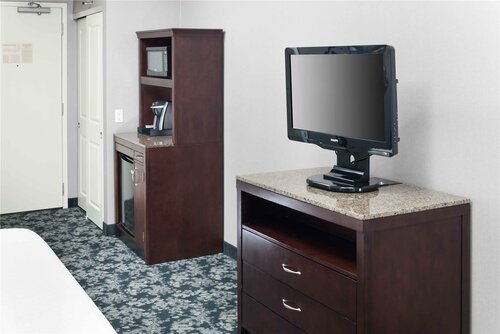 Гостиница Hilton Garden Inn Detroit/Novi в Нови