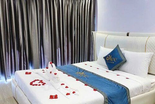Olee SeaView Resort