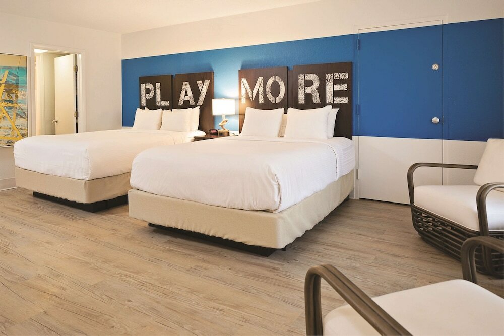 Фото Sirata Beach Resort