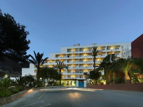 Гостиница Palladium Hotel Cala Llonga - Adults Only в Санта-Эулалия-дель-Рио