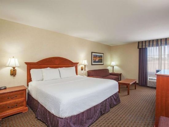 Фото La Quinta Inn & Suites by Wyndham Paso Robles