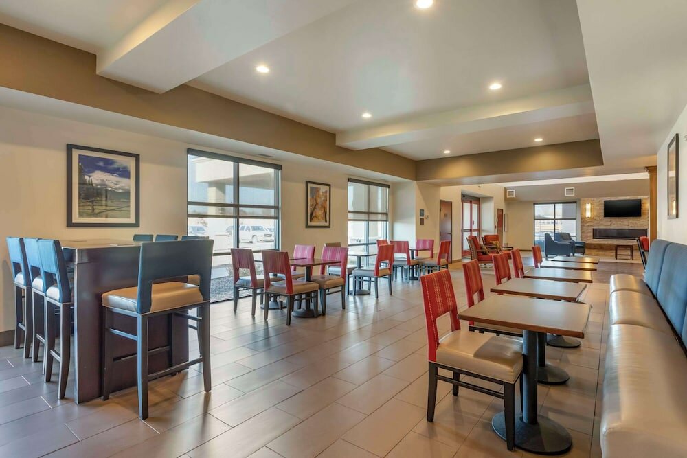 Фото MainStay Suites Near Denver Downtown