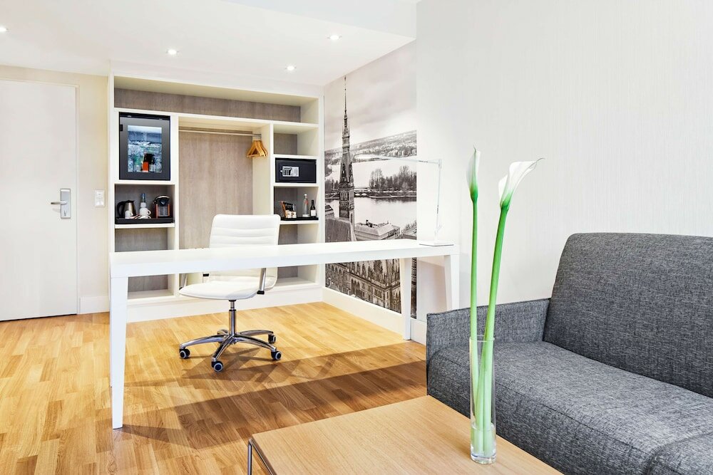 Фото Nh Collection Hamburg City