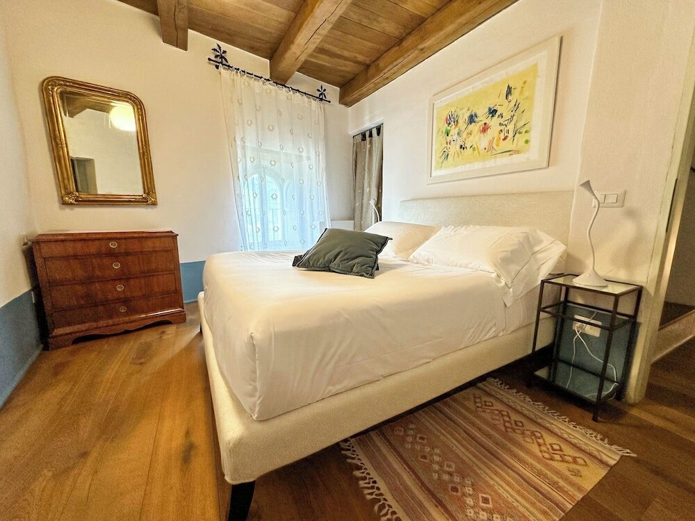 Фото Castello di Postignano Relais