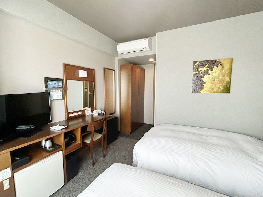 Фото Hotel Route Inn Iwata Inter