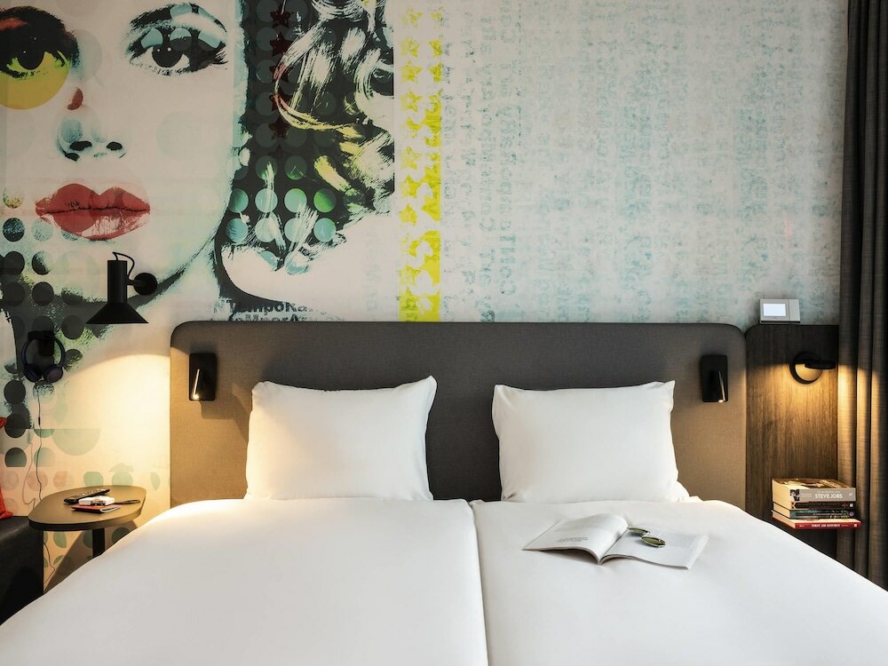 Фото Ibis Styles Delft City Centre