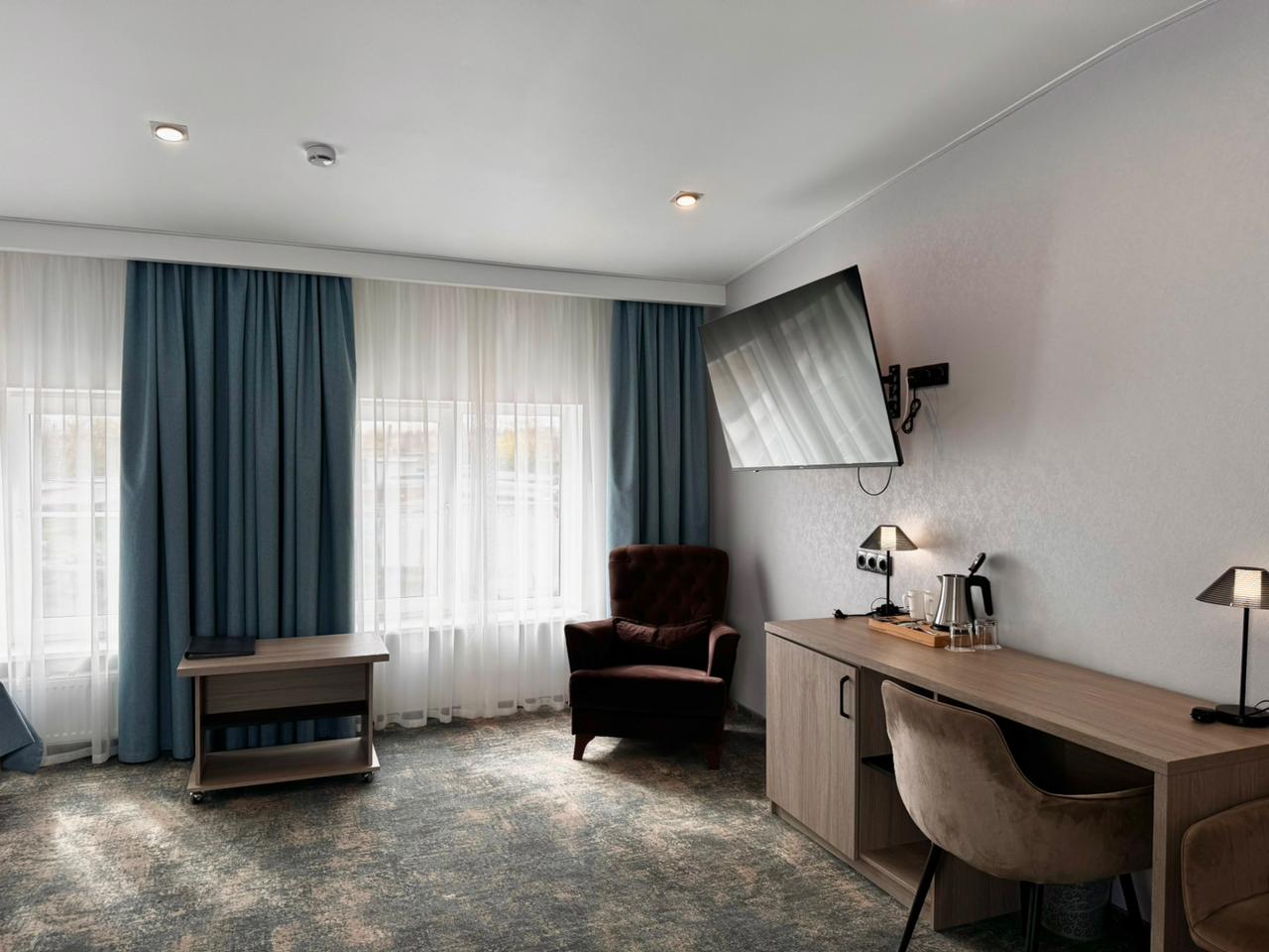 Фото Петровский