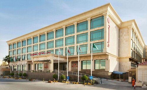 Гостиница Ramada by Wyndham Riyadh в Эр-Рияде