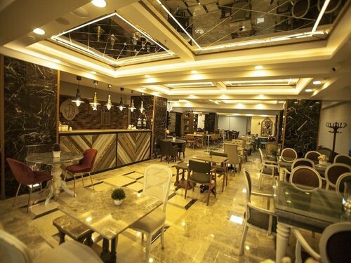 Гостиница Lion Park Suites & Residence Hotel в Айдыне