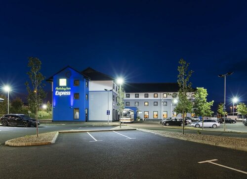 Гостиница Holiday Inn Express Antrim - M2 Jct1 в Антриме