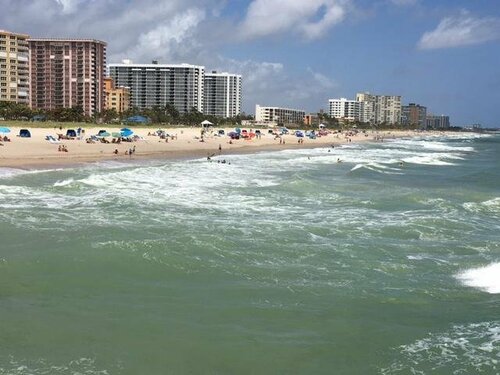 Гостиница Wave Beach Vacation Rentals в Помпано Бич