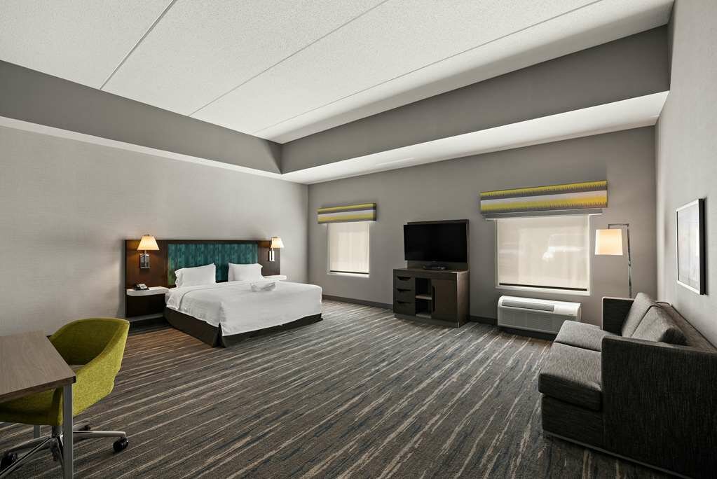 Фото Hampton Inn & Suites Poughkeepsie