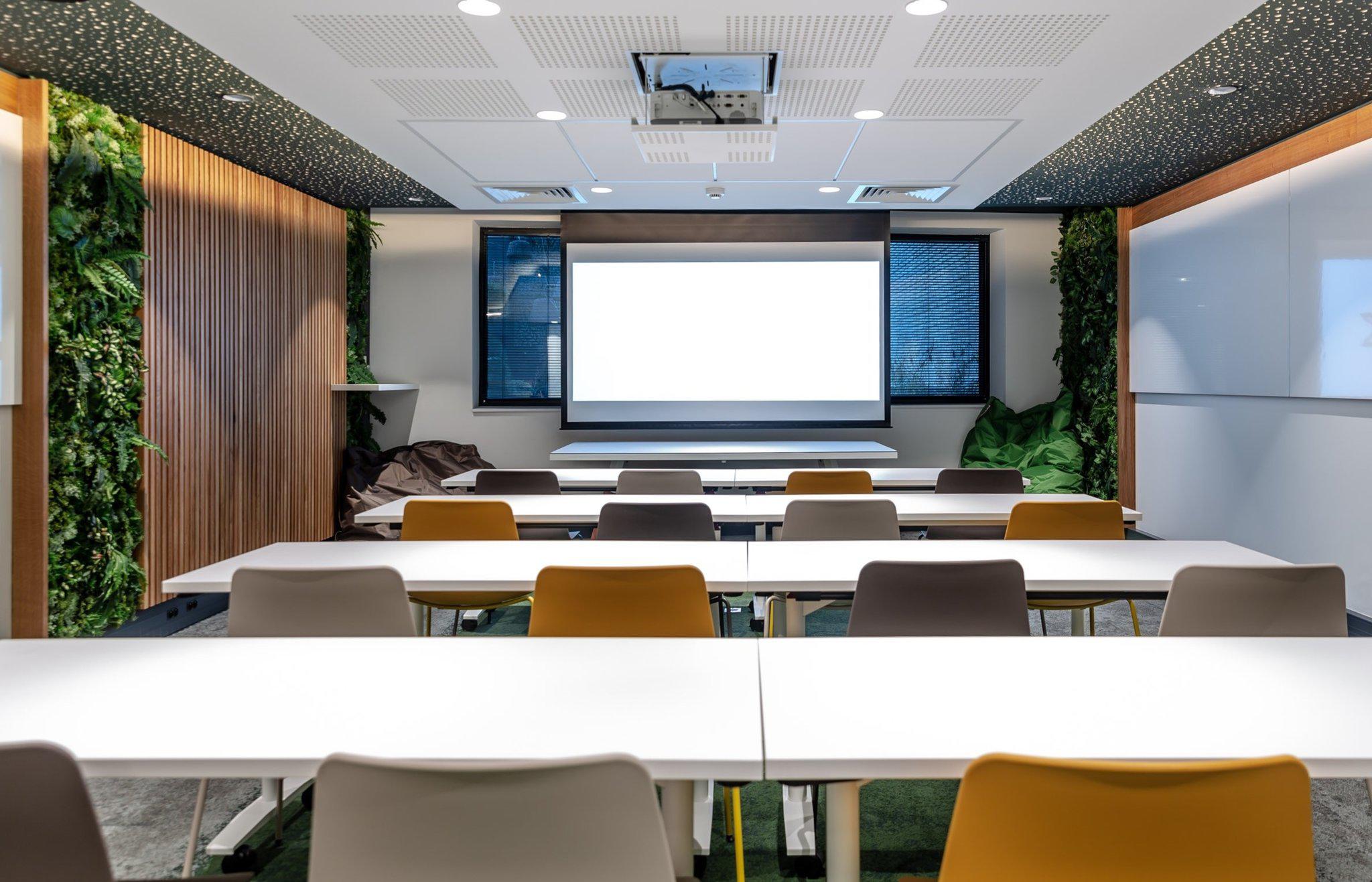 Фото Voco Strasbourg Centre The Garden, an Ihg Hotel