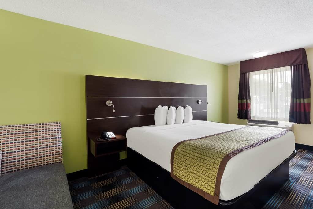 Фото SureStay Hotel by Best Western Manning