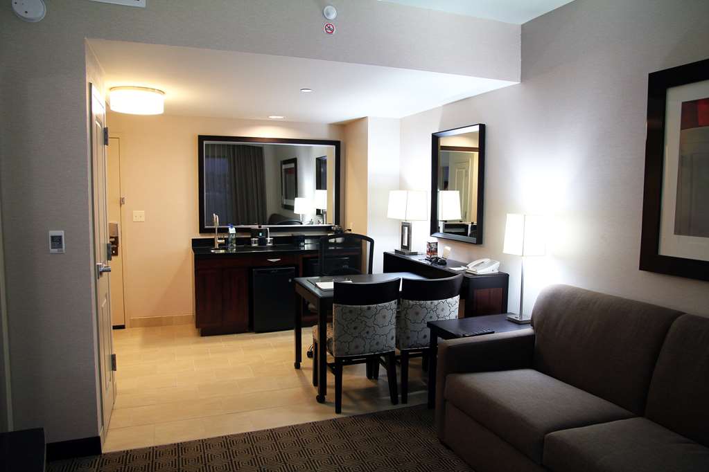 Фото Embassy Suites Ontario Airport