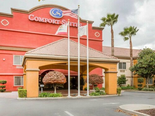 Гостиница Comfort Suites в Портвилле
