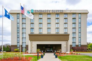 Гостиница Embassy Suites by Hilton Bloomington Minneapolis